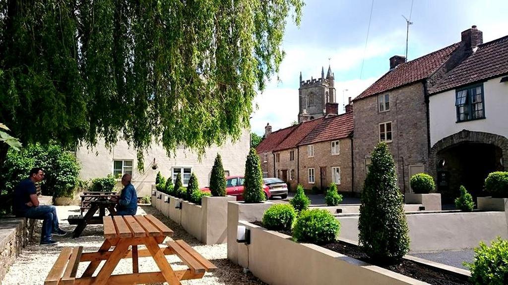 The George At Nunney Hotel Exterior photo