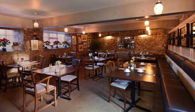 The George At Nunney Hotel Exterior photo